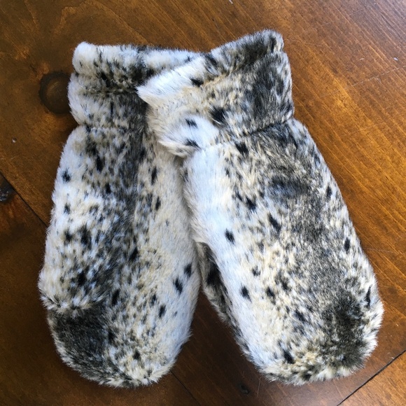 Polar Mitts Accessories - Polar Mitts Faux Fur Mittens - Size Large NWOT